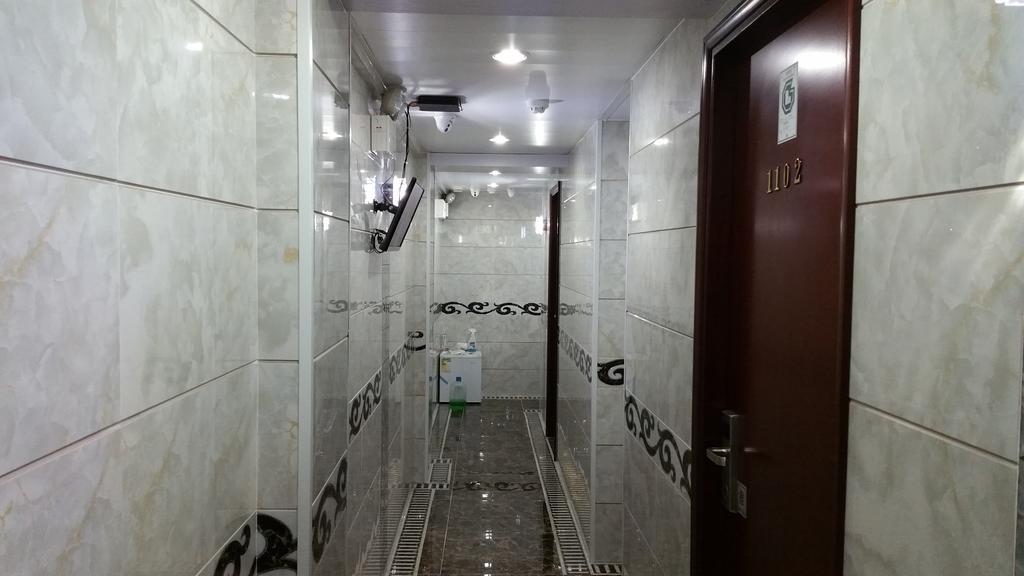 Gold Sparrow Hotel Hong Kong Exterior photo